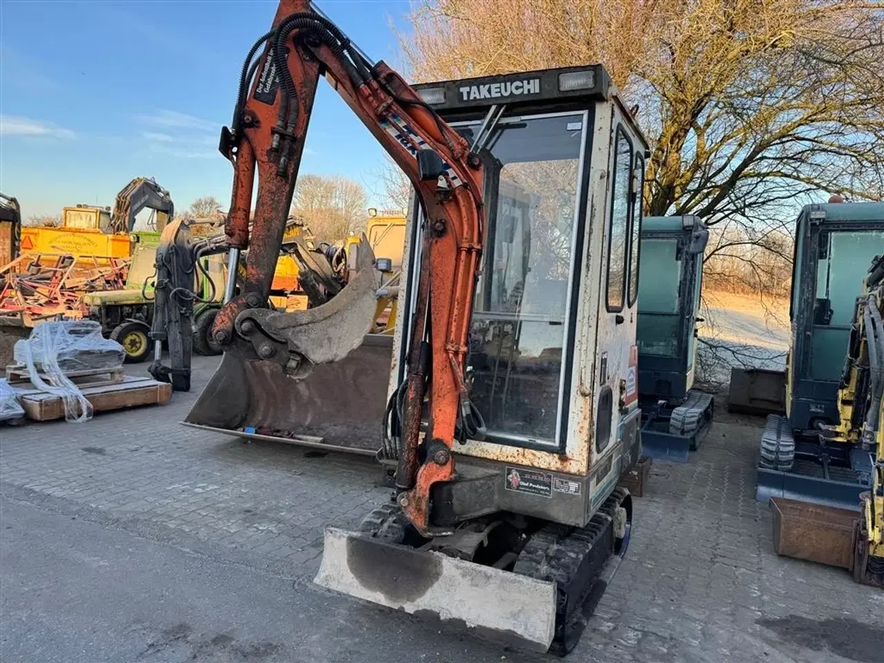 Billede 2 - Takeuchi TB 015 MED 3 SKOVLE OG HAMMER!