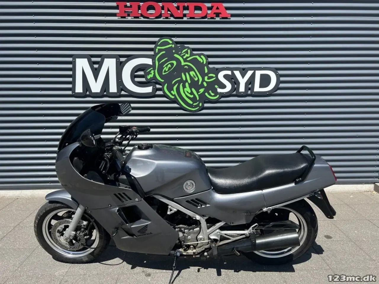 Billede 19 - Honda VF 1000 F - Sælges engros