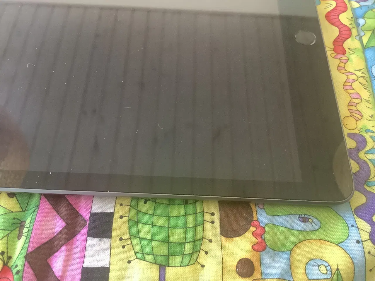 Billede 3 - iPad 8. gen. 10,2 skærm.
