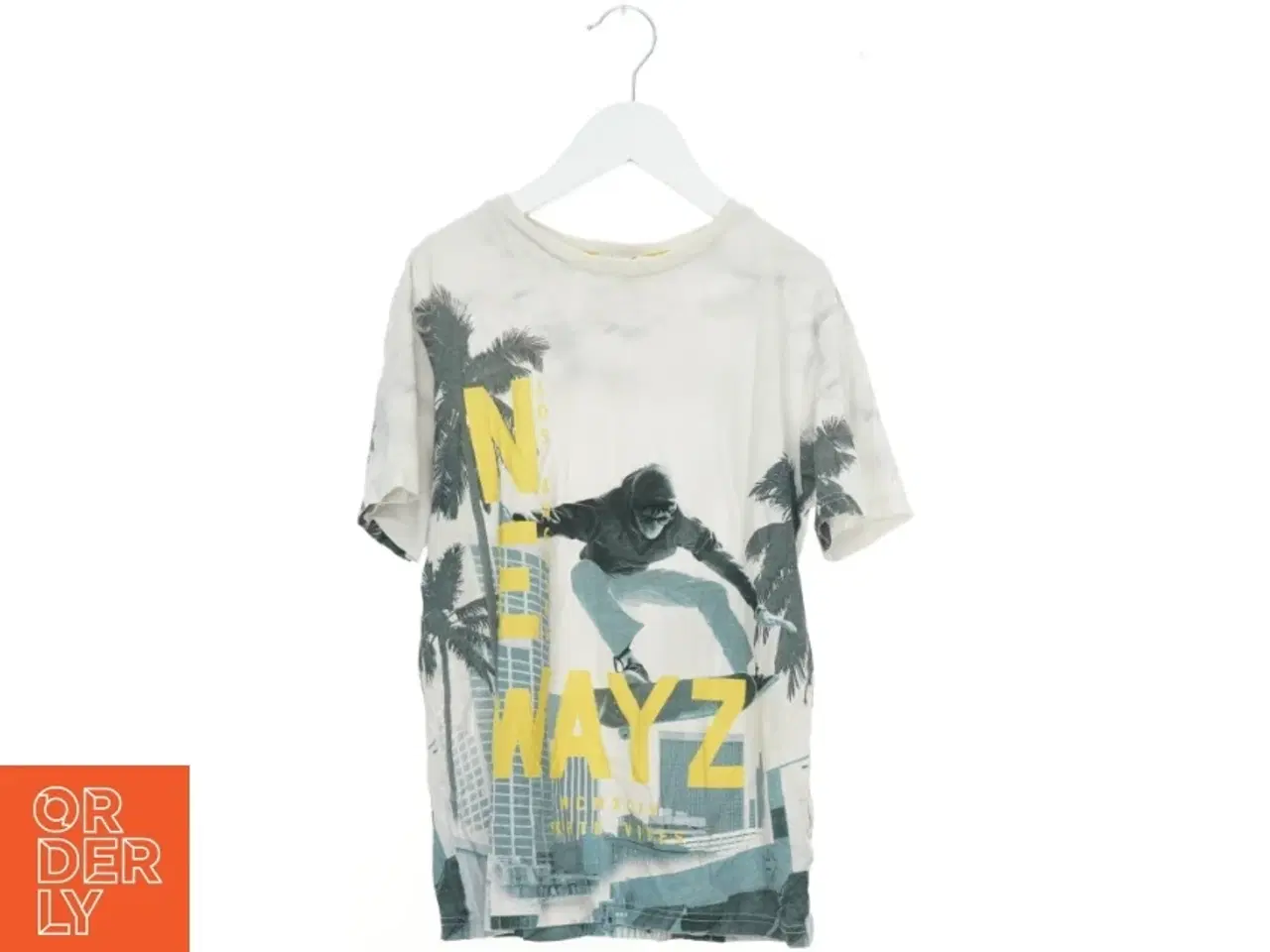 Billede 1 - T-Shirt fra H&M (str. 128 cm)