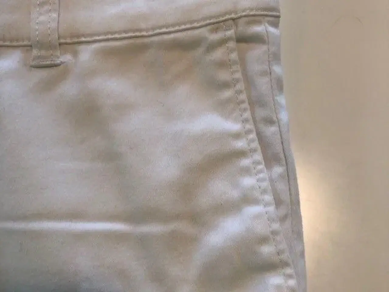 Billede 5 - Hvide bukser