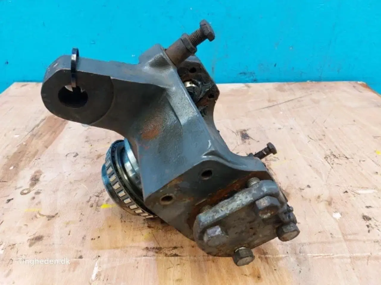 Billede 13 - New Holland LB115B Styrespindel L. 85821289