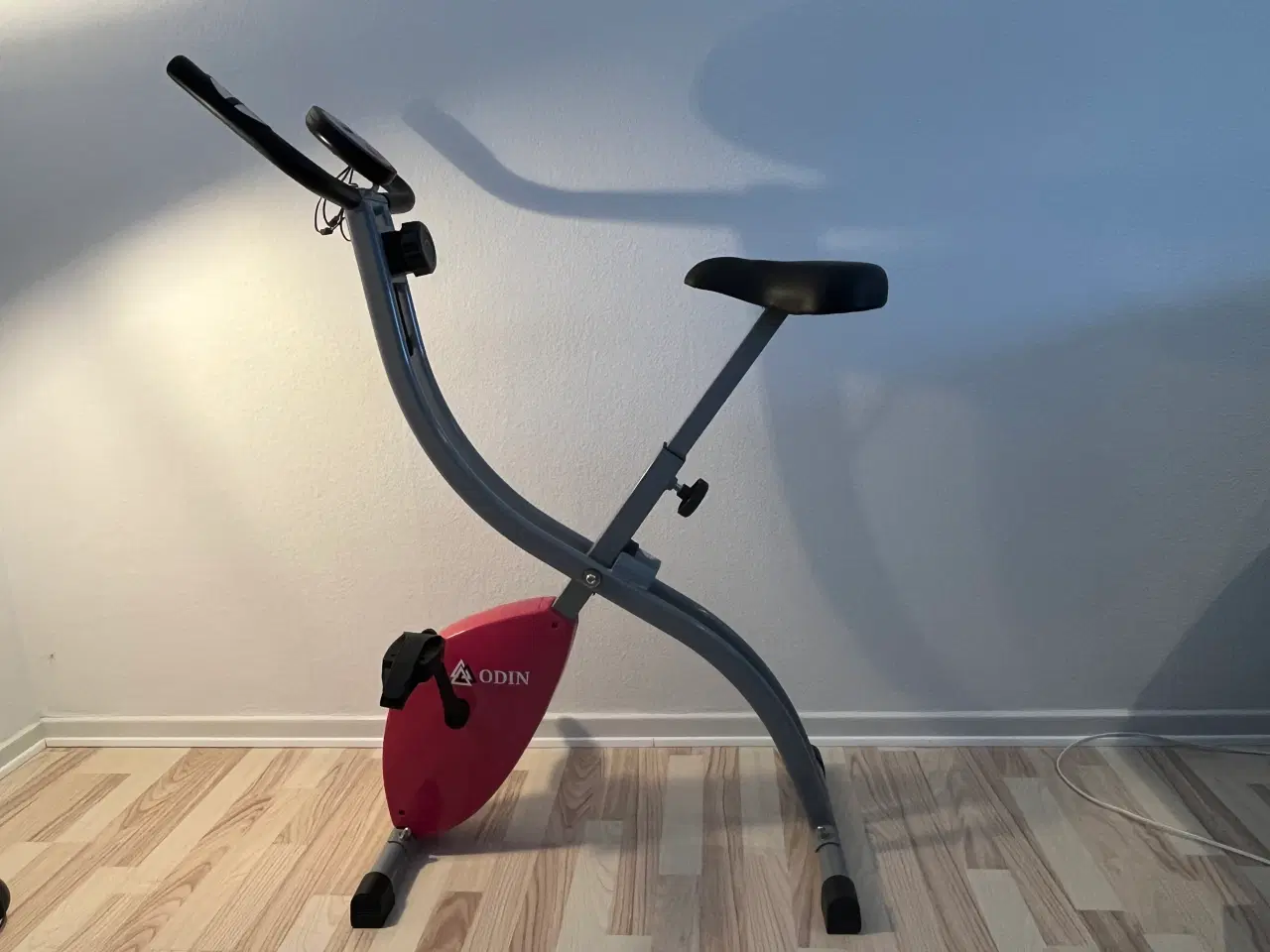 Billede 1 - Motionscykel til høje personer