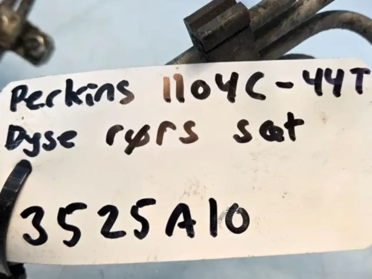 Billede 6 - Perkins 1104C-44T Dyserør Sæt 3525A10