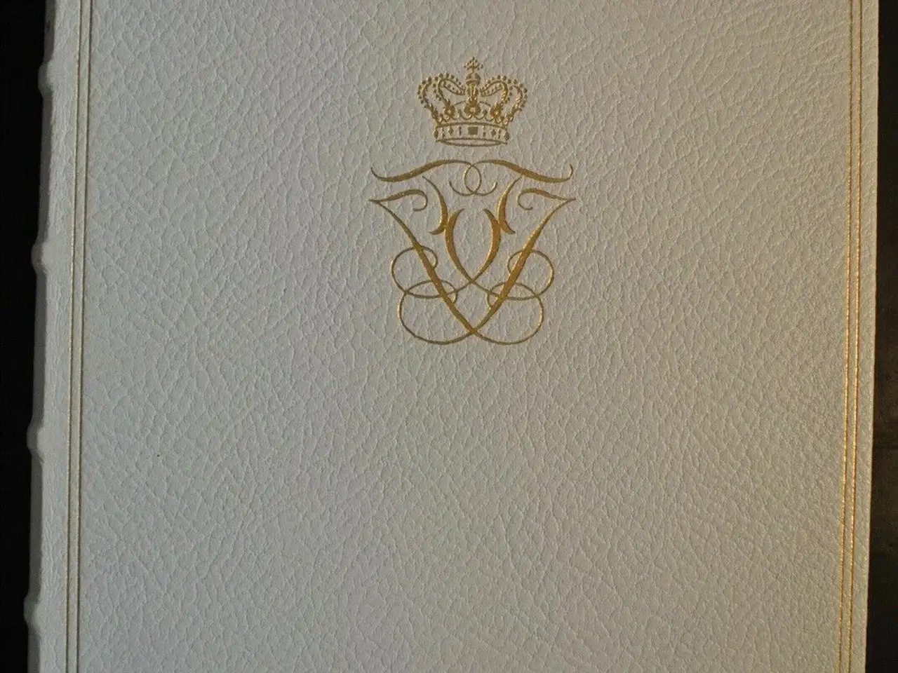 Billede 1 - vort kongepar - sølvbryllupsbog - frederik IX og, 