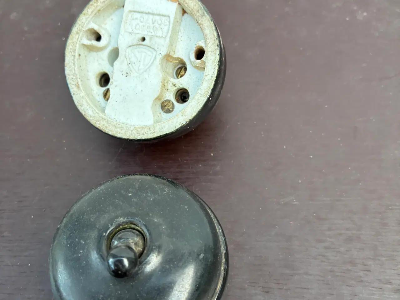 Billede 5 - 2 stk gamlle afbryder