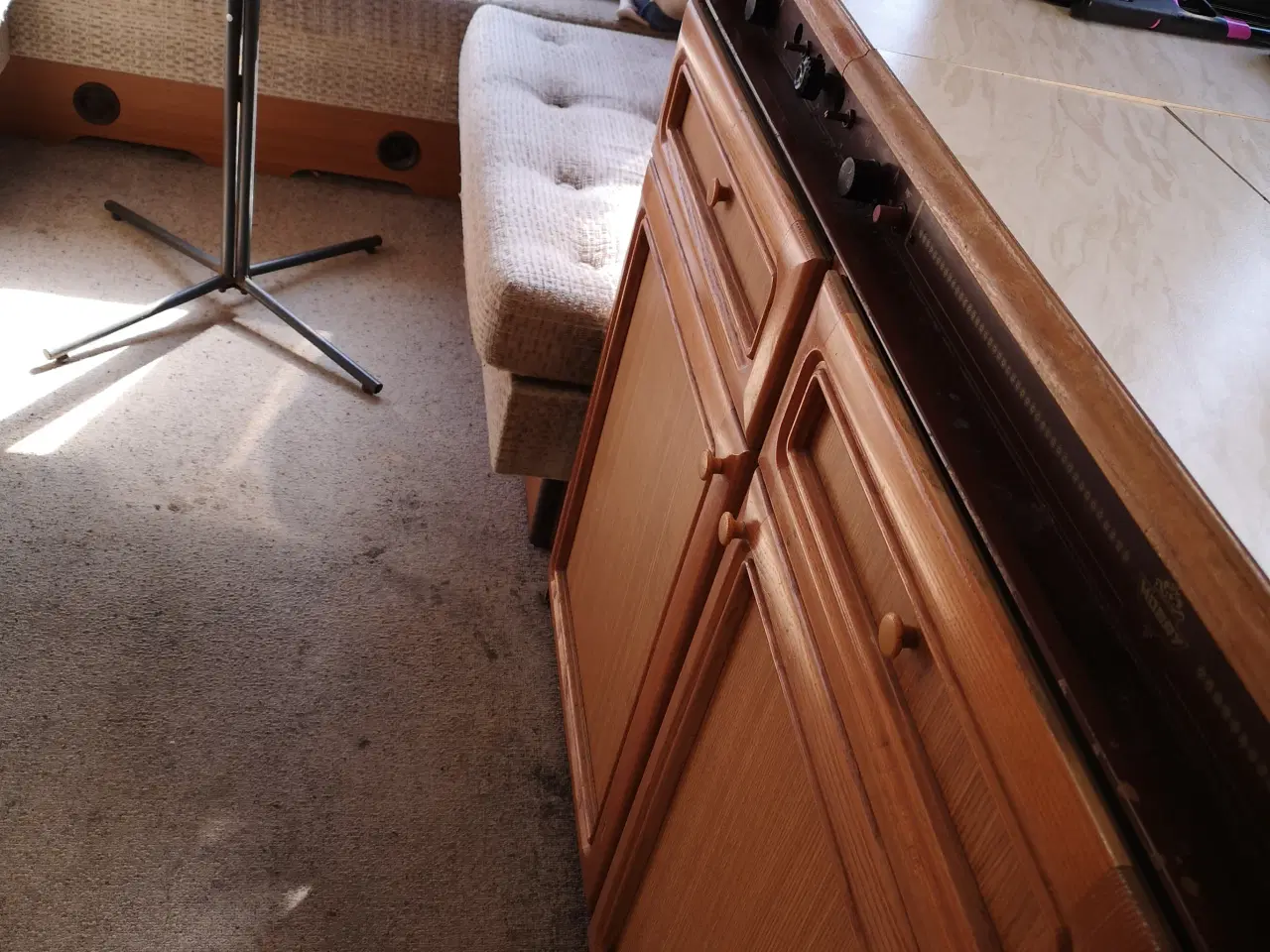 Billede 4 - Slidt Hobby Campingvogn til salg