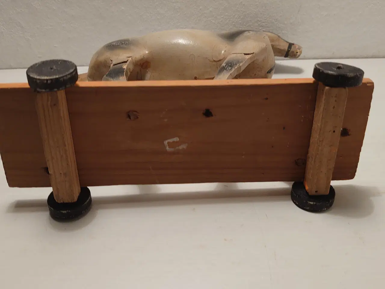 Billede 6 - Gammel sjælden stor hest i træ og papmache.