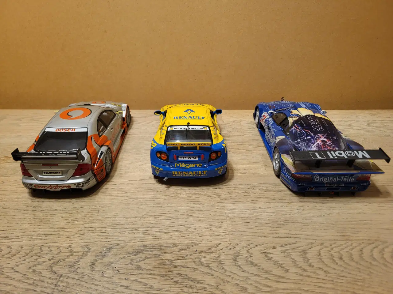 Billede 2 - Modelbiler 3 stk. 600 kr. 1:18