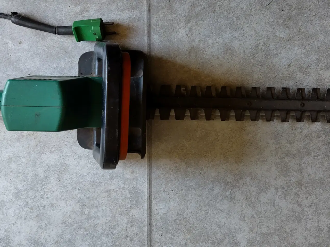 Billede 1 - Black & Decker Hækkeklipper