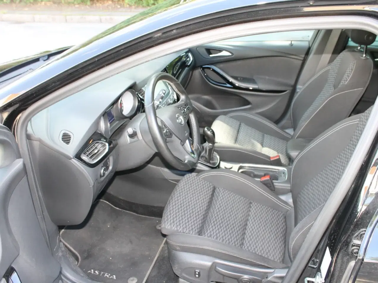 Billede 3 - Opel Astra 1,6 T 200 OPC Line
