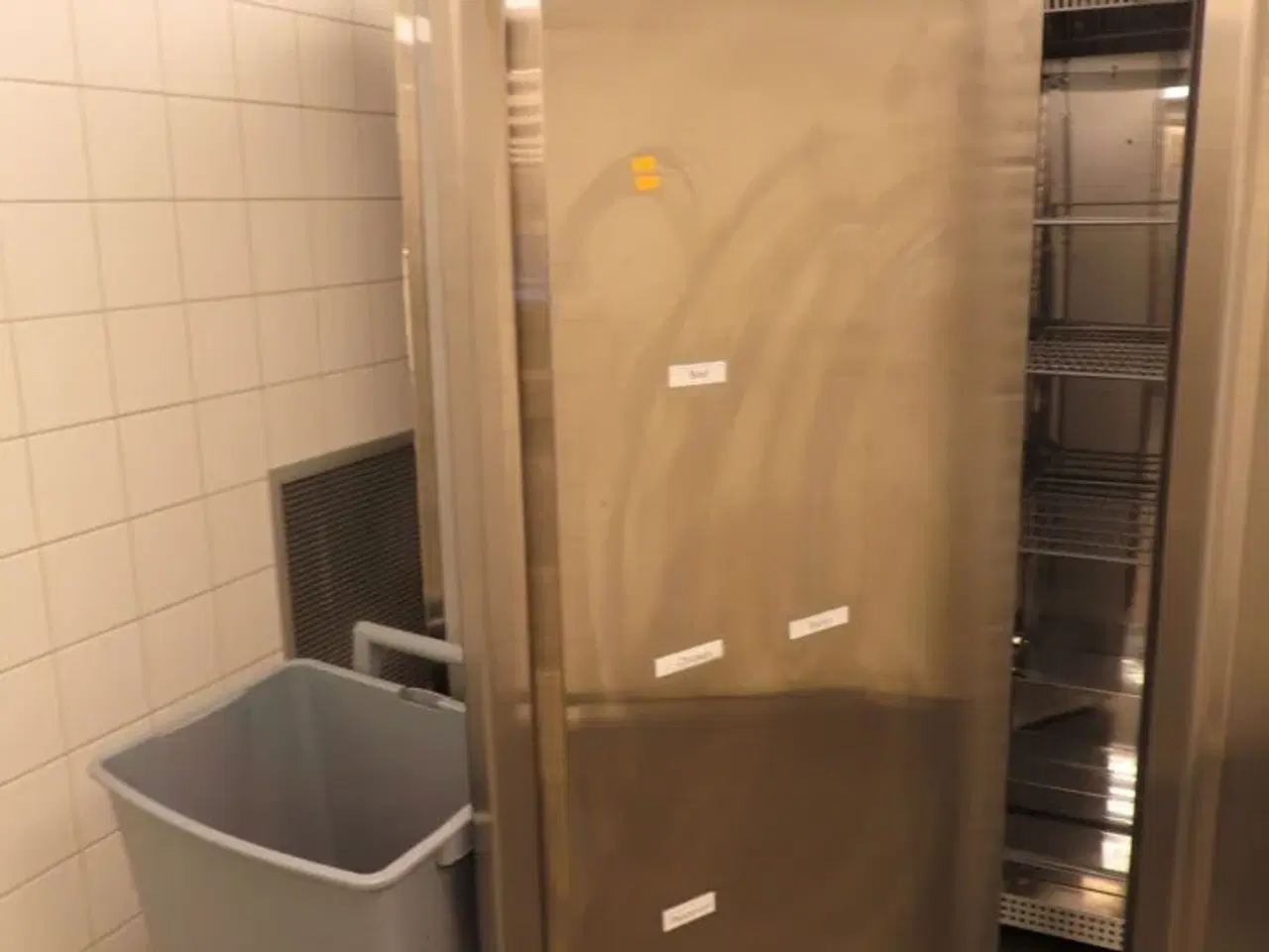 Billede 7 - Fryseskab TEFCOLD UF600SS