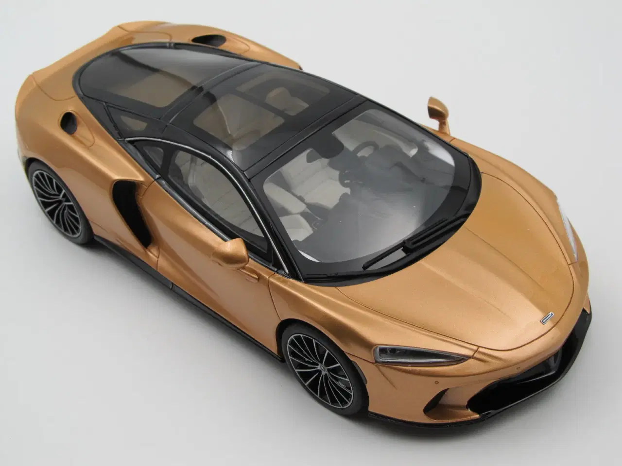 Billede 5 - 2019 McLaren GT Limited Edition - 1:18