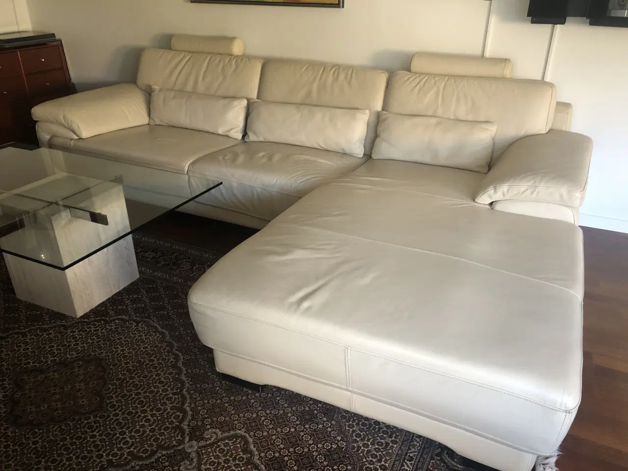 Billede 1 - Stor flot chaiselong sælges. 