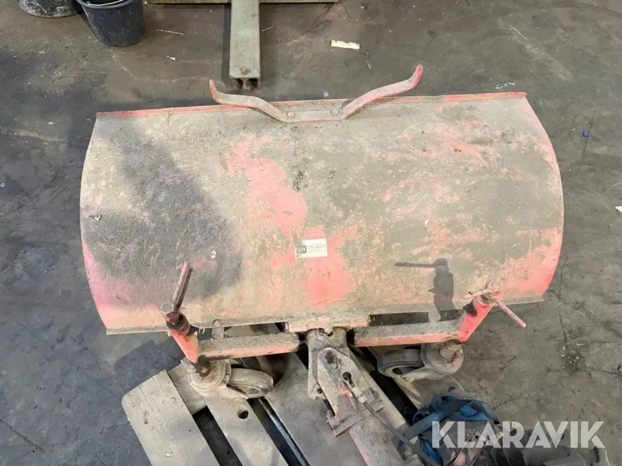 Billede 12 - Fejemaskine