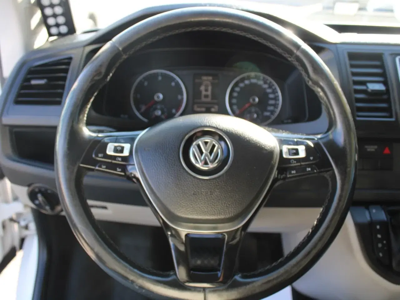 Billede 5 - VW Transporter 2,0 TDi 150 Mandskabsvogn m/lad DSG