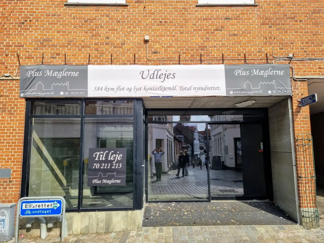 Billede 2 - Centralt beliggende kontorlejemål - i alt 584 kvm