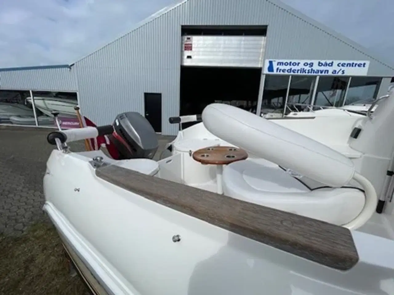 Billede 5 - med Mariner F60 samt Variant trailer