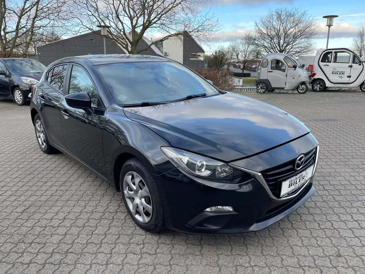 Billede 1 - Velholdt Mazda 3 1,5 SkyActiv-G