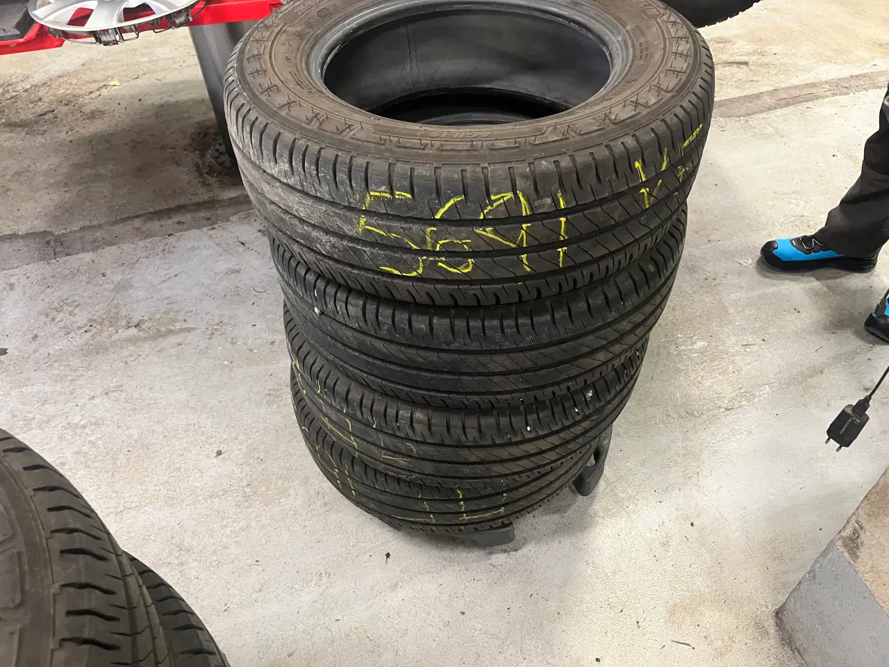 Billede 3 - Michelin Varevogns afmonteringsdæk