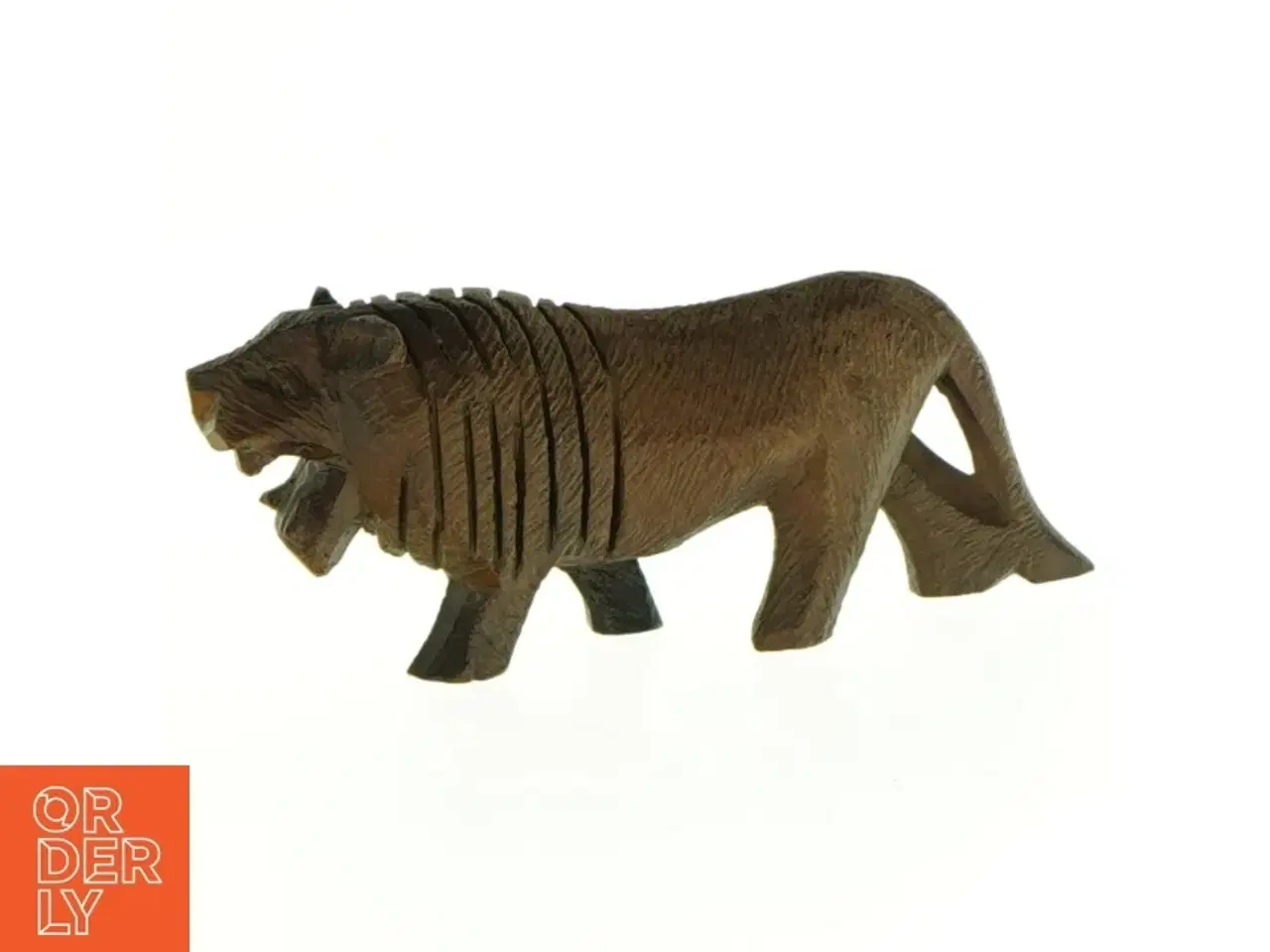 Billede 1 - Træfigur af løve (str. 12 x 7 cm)