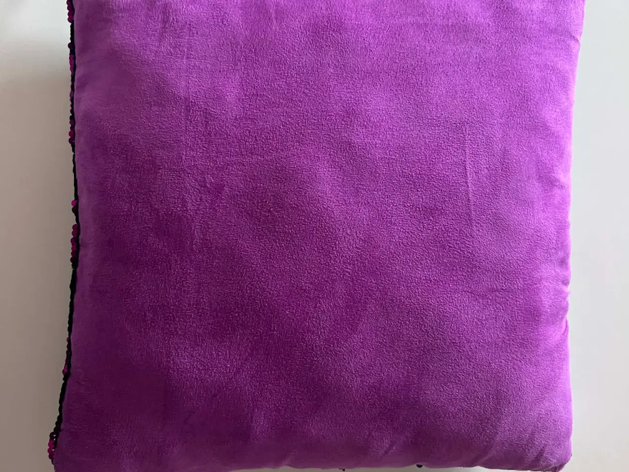 Billede 4 - Paillet pude, to-farvet, pink og blå