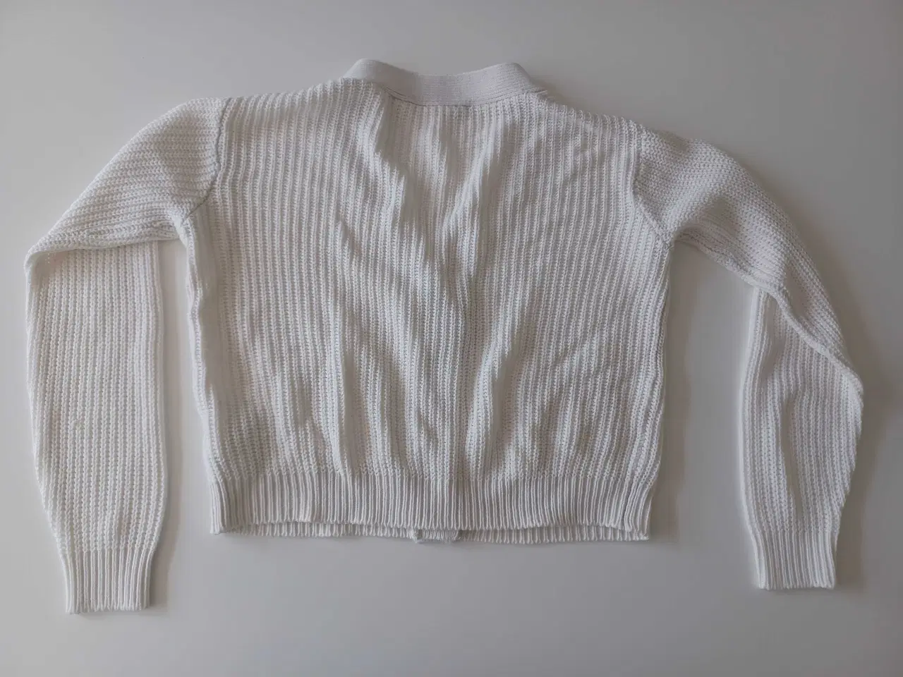 Billede 2 - H&M strik størrelse 134/140