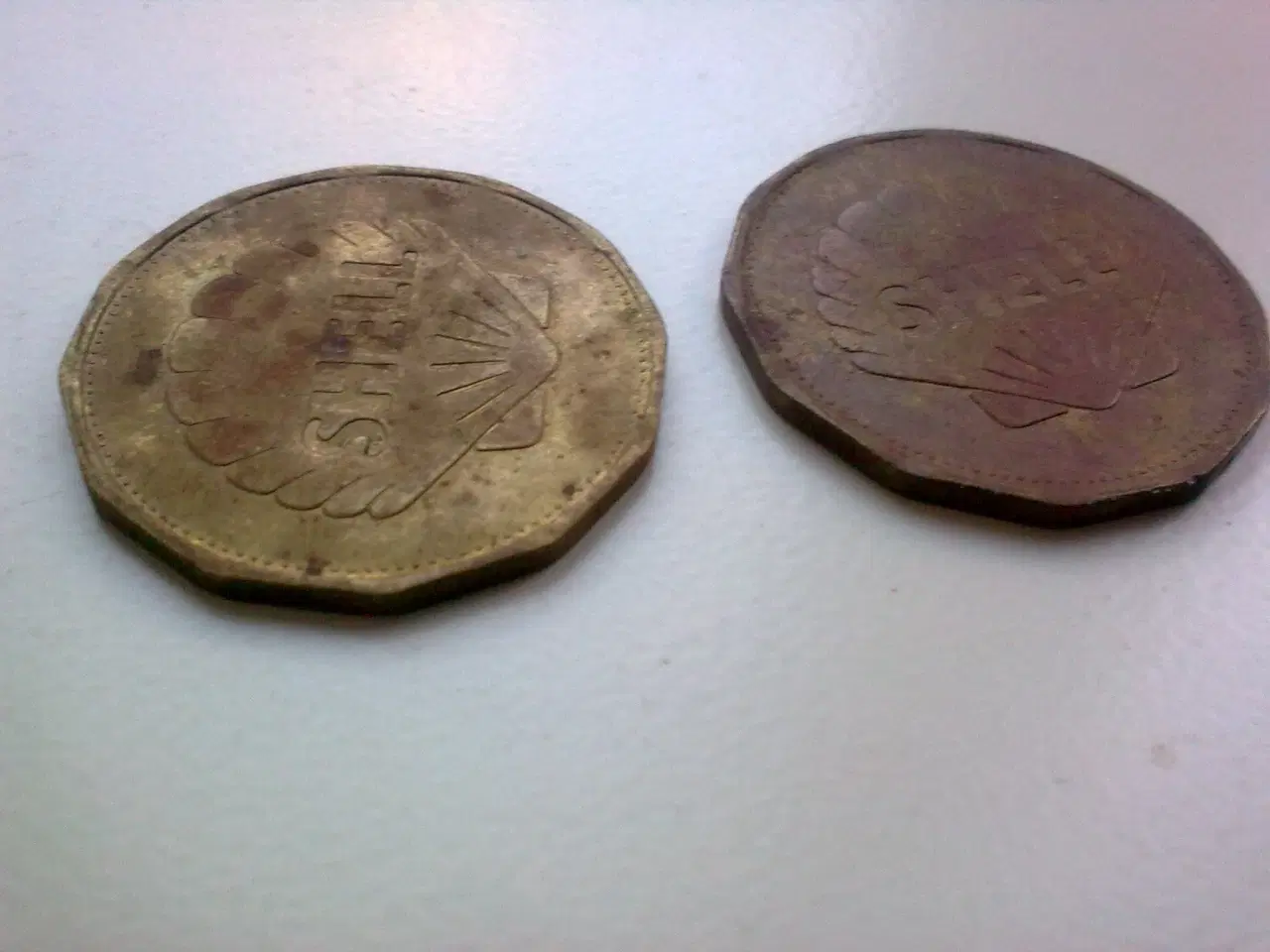 Billede 2 - Shell gas metal mønter DANSKE gas polet