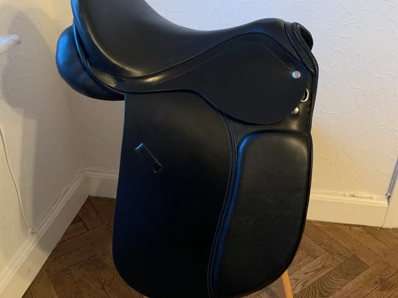 Billede 2 - Lækker læder sadel 