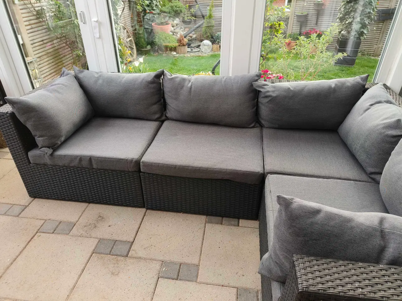 Billede 3 - Loungesæt i polyrattan.
