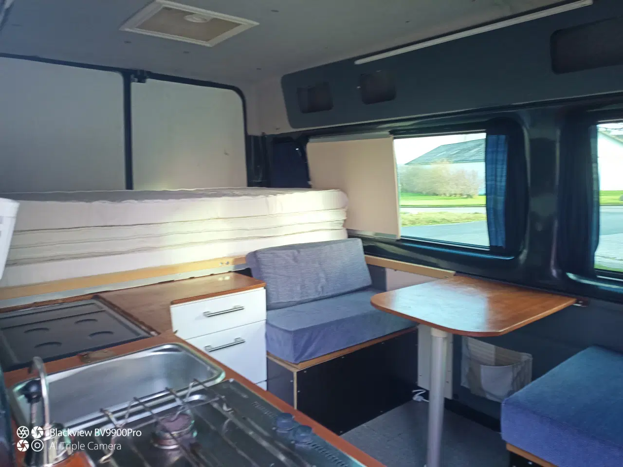 Billede 5 - Ombygget fra bus til camper i 2021