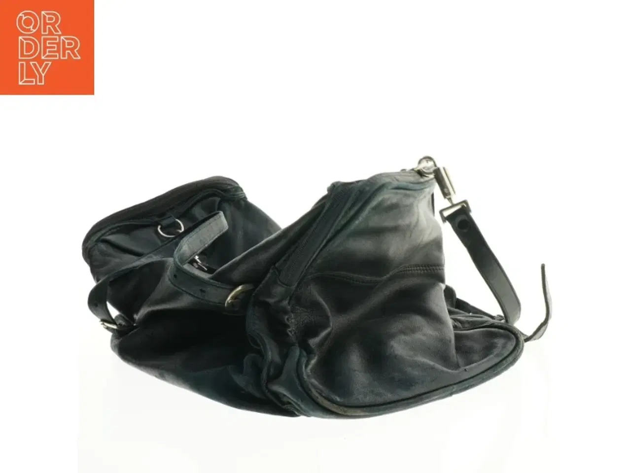 Billede 3 - Sort weekendtaske i læderlook (str. 53 x 33 cm)