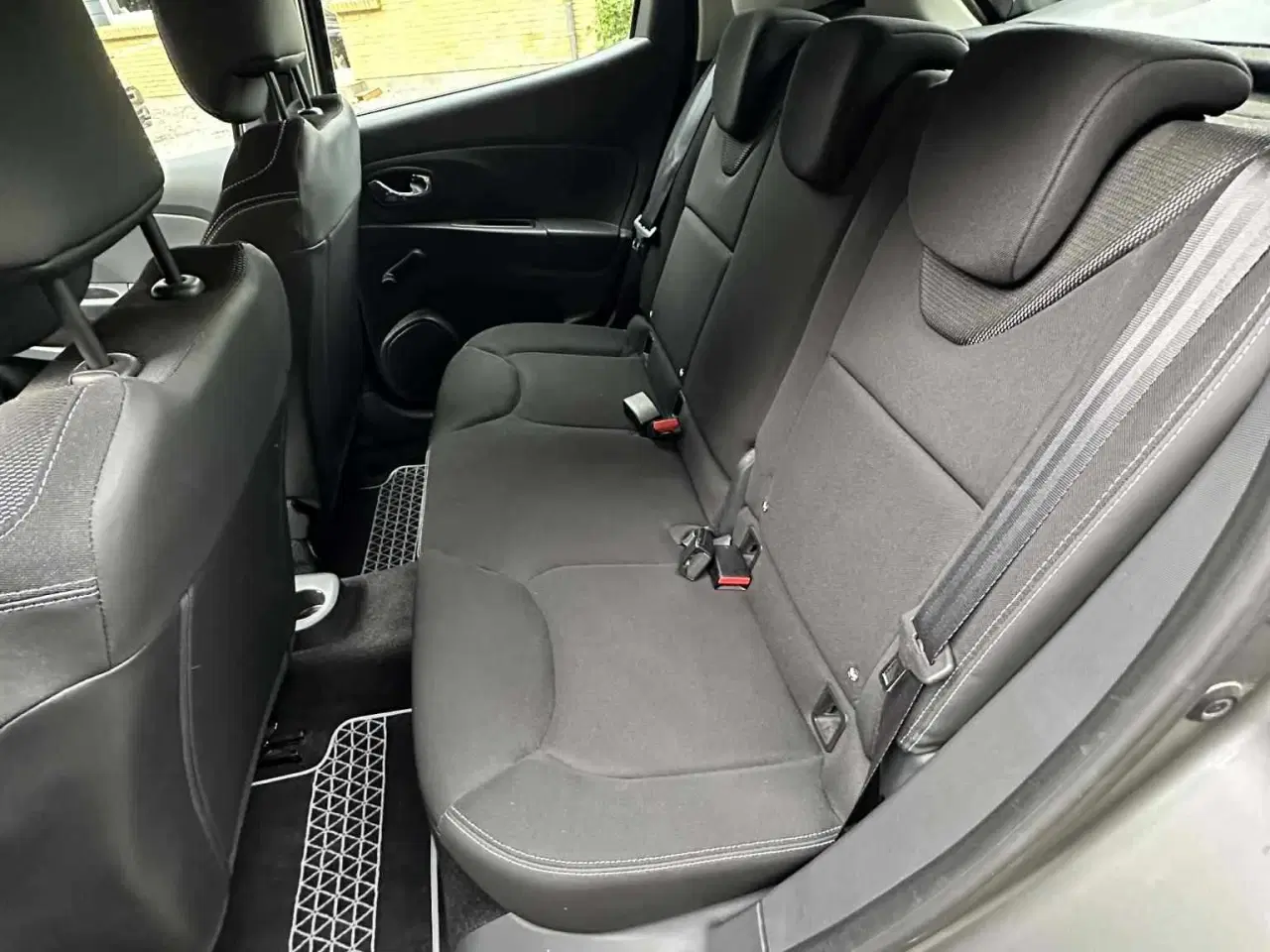 Billede 8 - Renault Clio - 1.5 Diesel - En ejer's