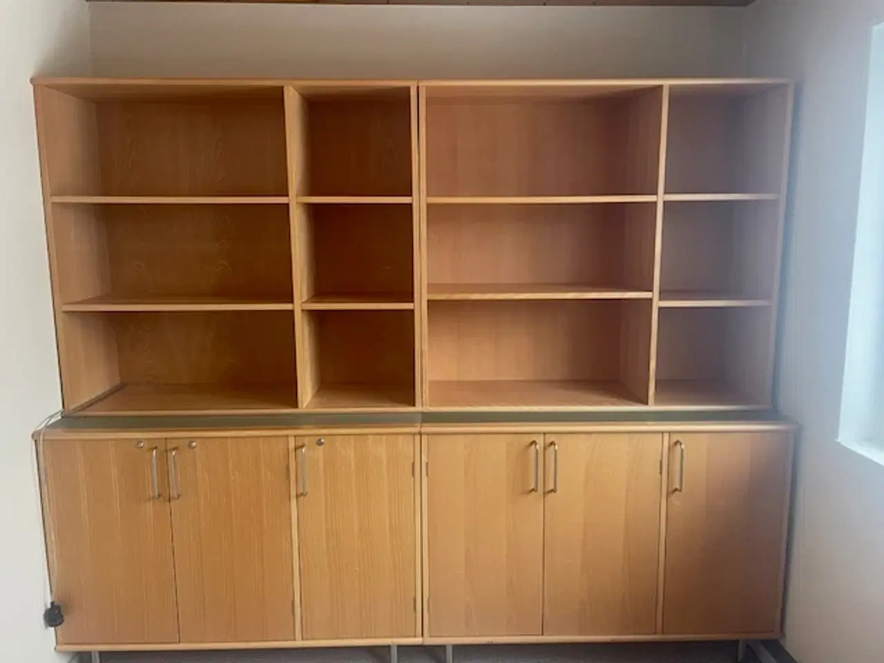 Billede 1 - Reolsystem m/2 underdele og 2 overdele
