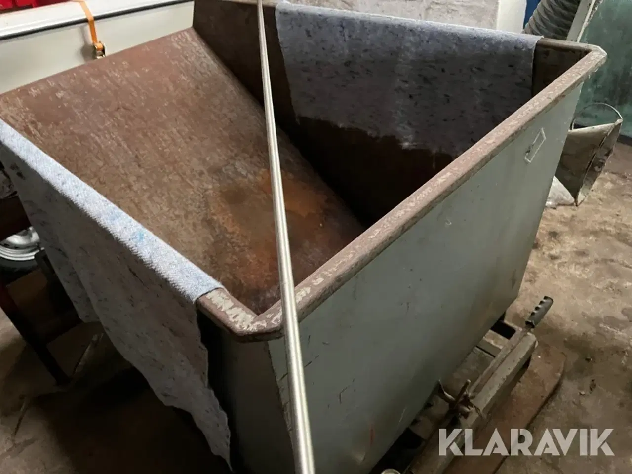 Billede 2 - Affaldscontainer med vip