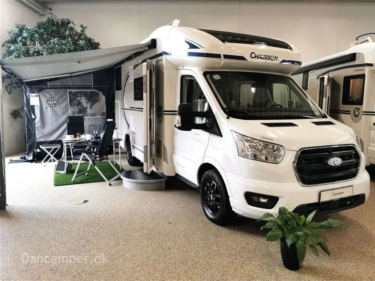 Billede 1 - 2023 - Chausson Titanium 627 ULTIMATE   2023 model. Enkeltsenge + hæve-/sænkeseng, 5 selepladser, 4 sovepladser med mulighed for 5, 170Hk Aut,, Artic pakke, meget udstyr