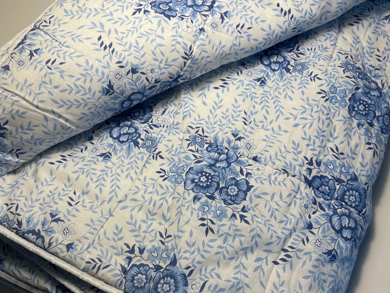 Billede 1 - Vattæppe med mønster