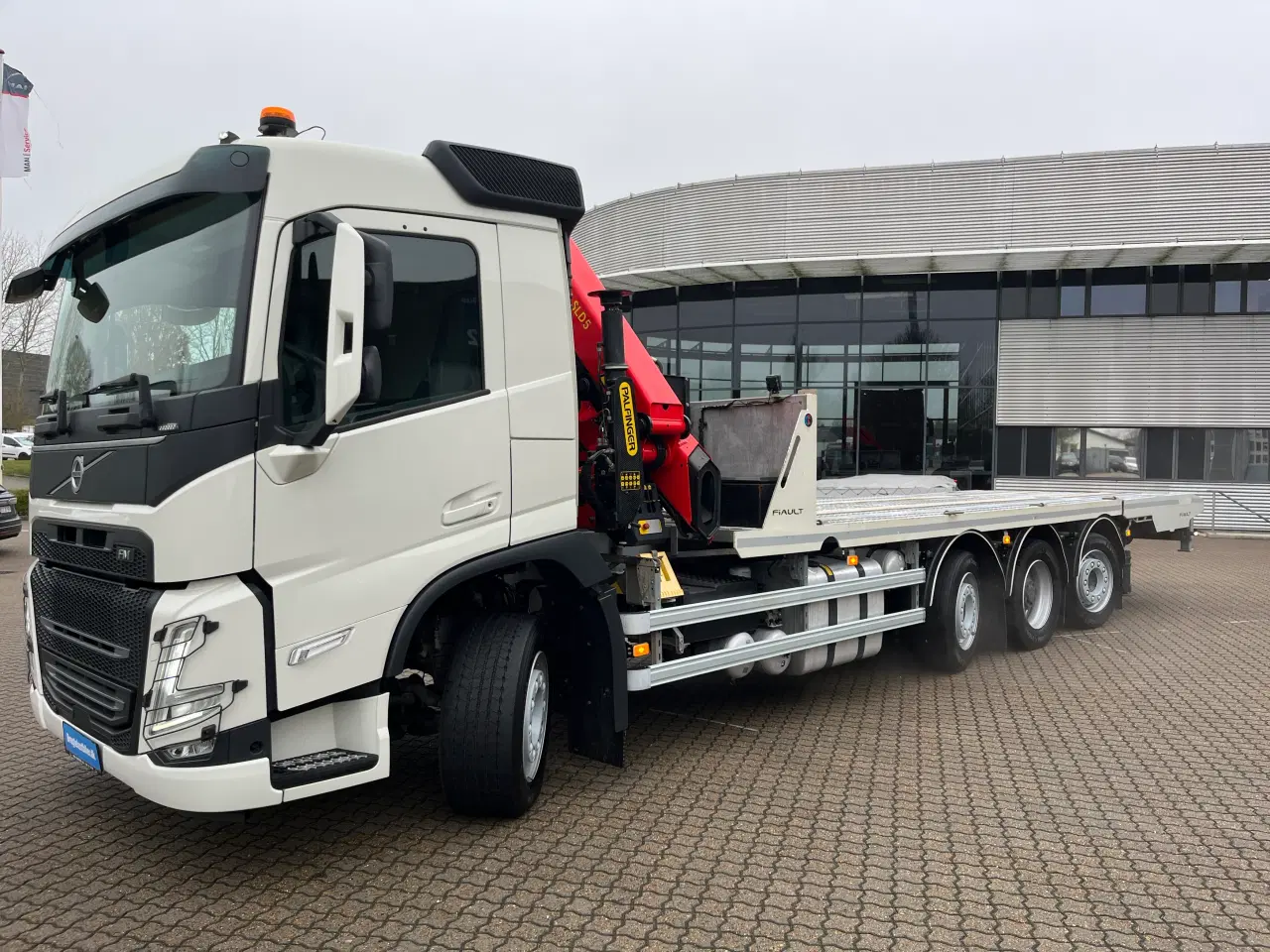 Billede 19 - Volvo FM500, Knæklad