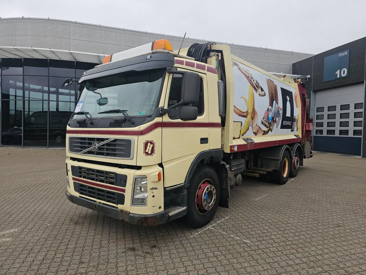 Billede 1 - Volvo FM9 6x2, Renovation