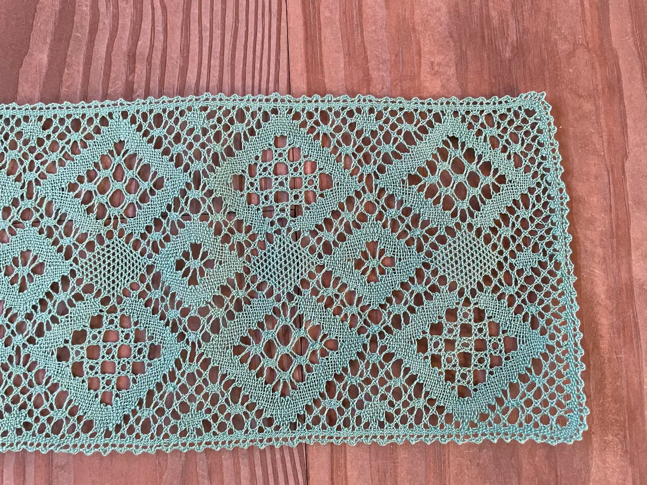 Billede 2 - Kniplet lysedug aflang