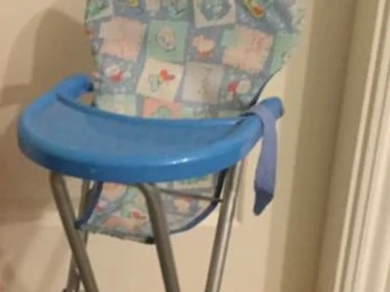 Billede 3 - Seng, puslebord, Strygebræt, autostol, klapvogn