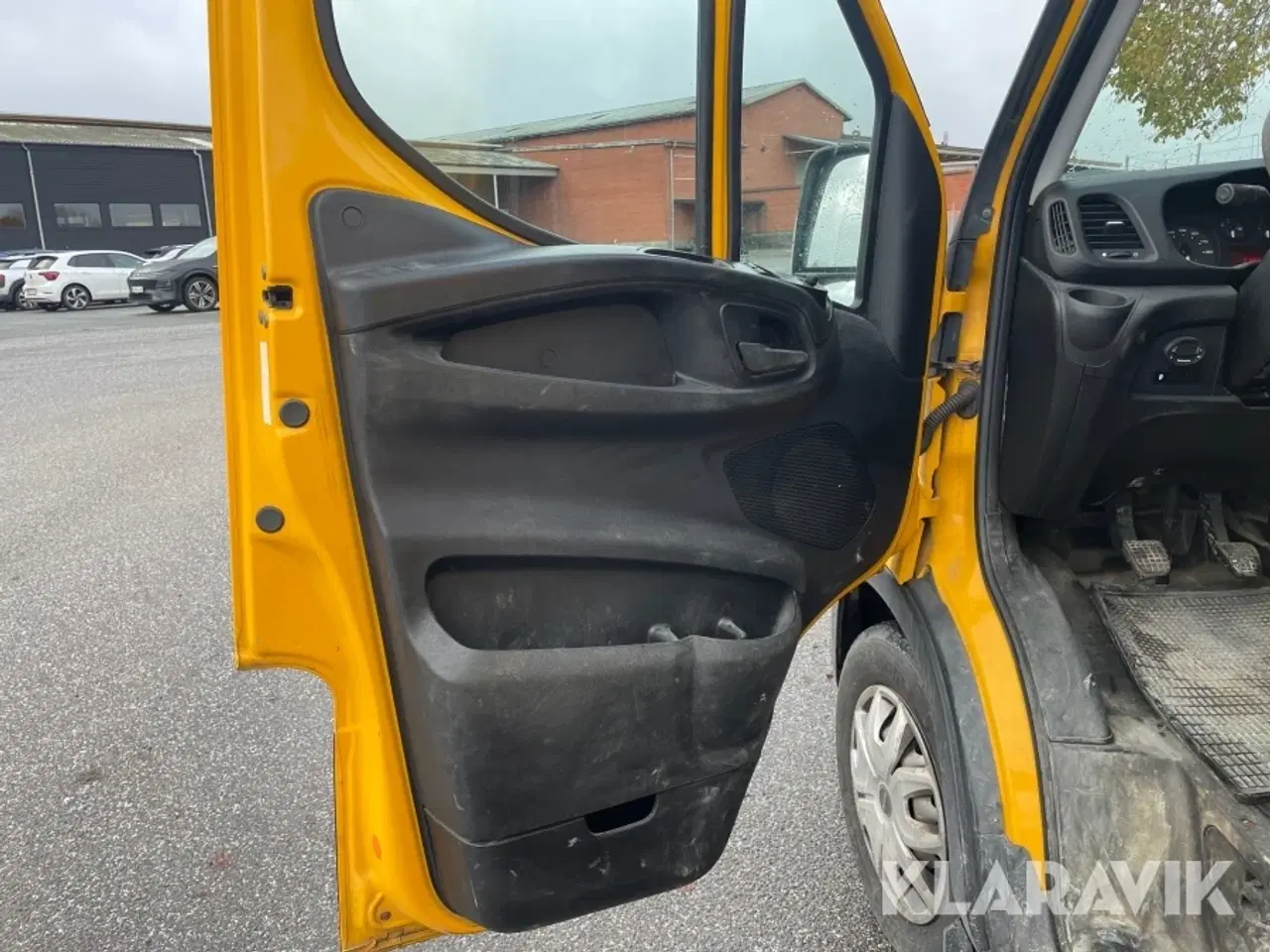 Billede 11 - Kassevogn Iveco 35S13 2,3D