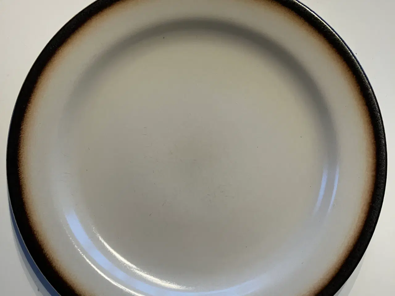 Billede 4 - Kopper og tallerkener 