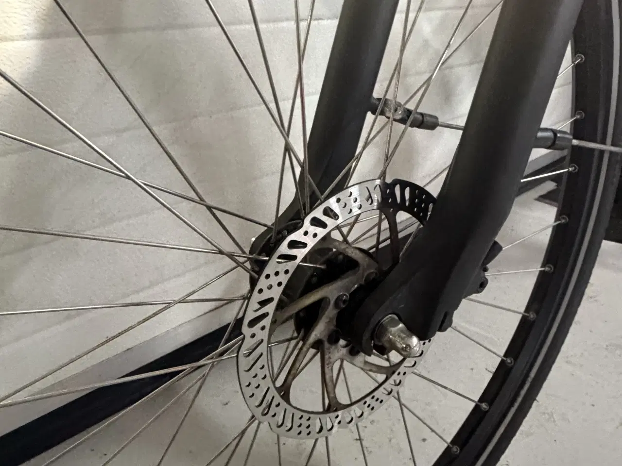 Billede 3 - 🔥 NEDSAT – Batavus Altura Power Plus (Grå) – 56 c