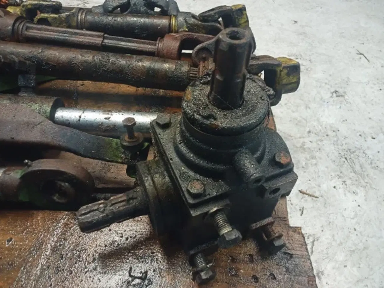 Billede 12 - Krone Big X 630 Dele