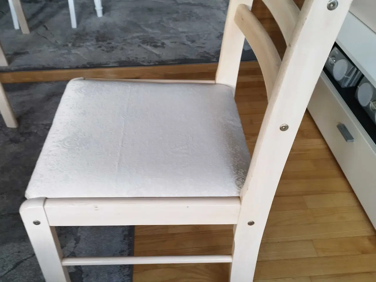 Billede 4 - Fire spisebordsstole 