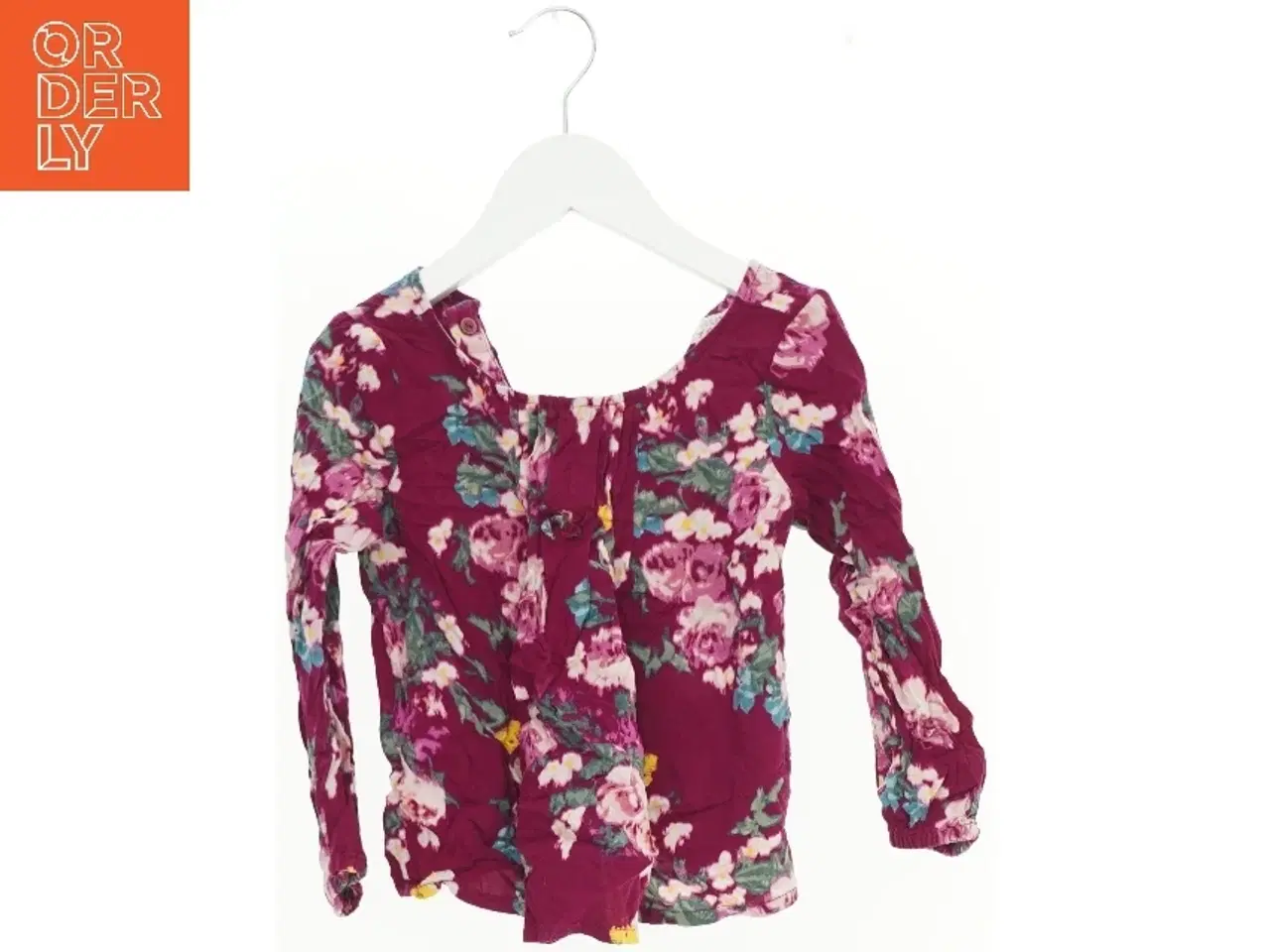 Billede 2 - Bluse (str. 110 cm)