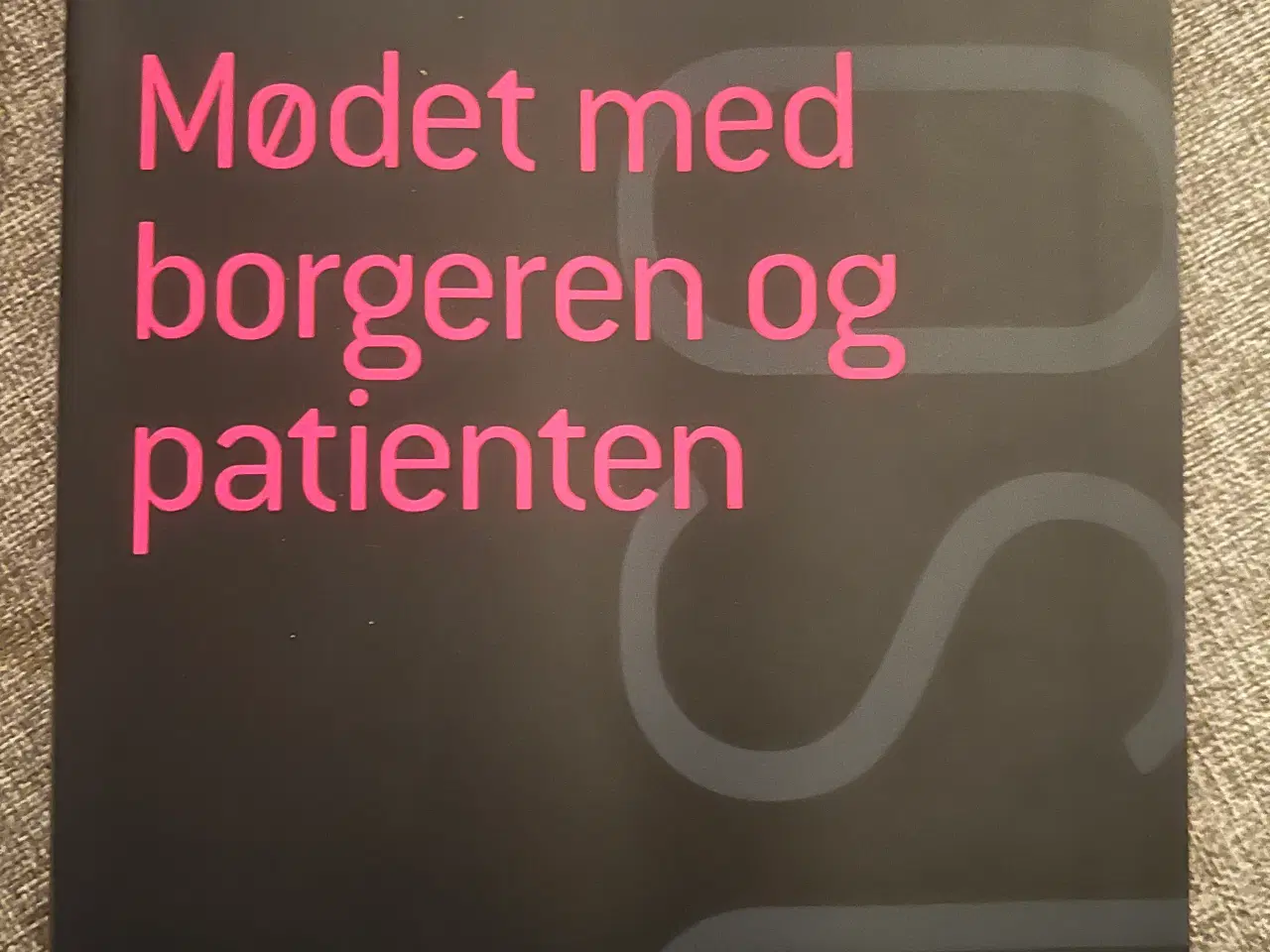 Billede 6 - Social- og sundhedsassistent bøger.