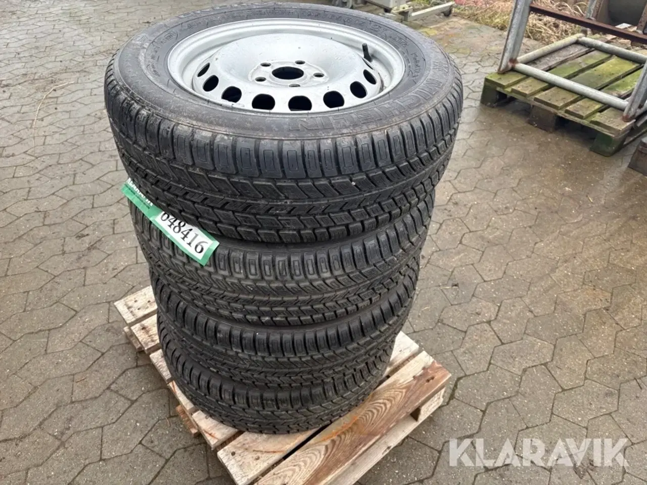 Billede 2 - Sommerdæk på stål fælg Michelin Energi 4 styk