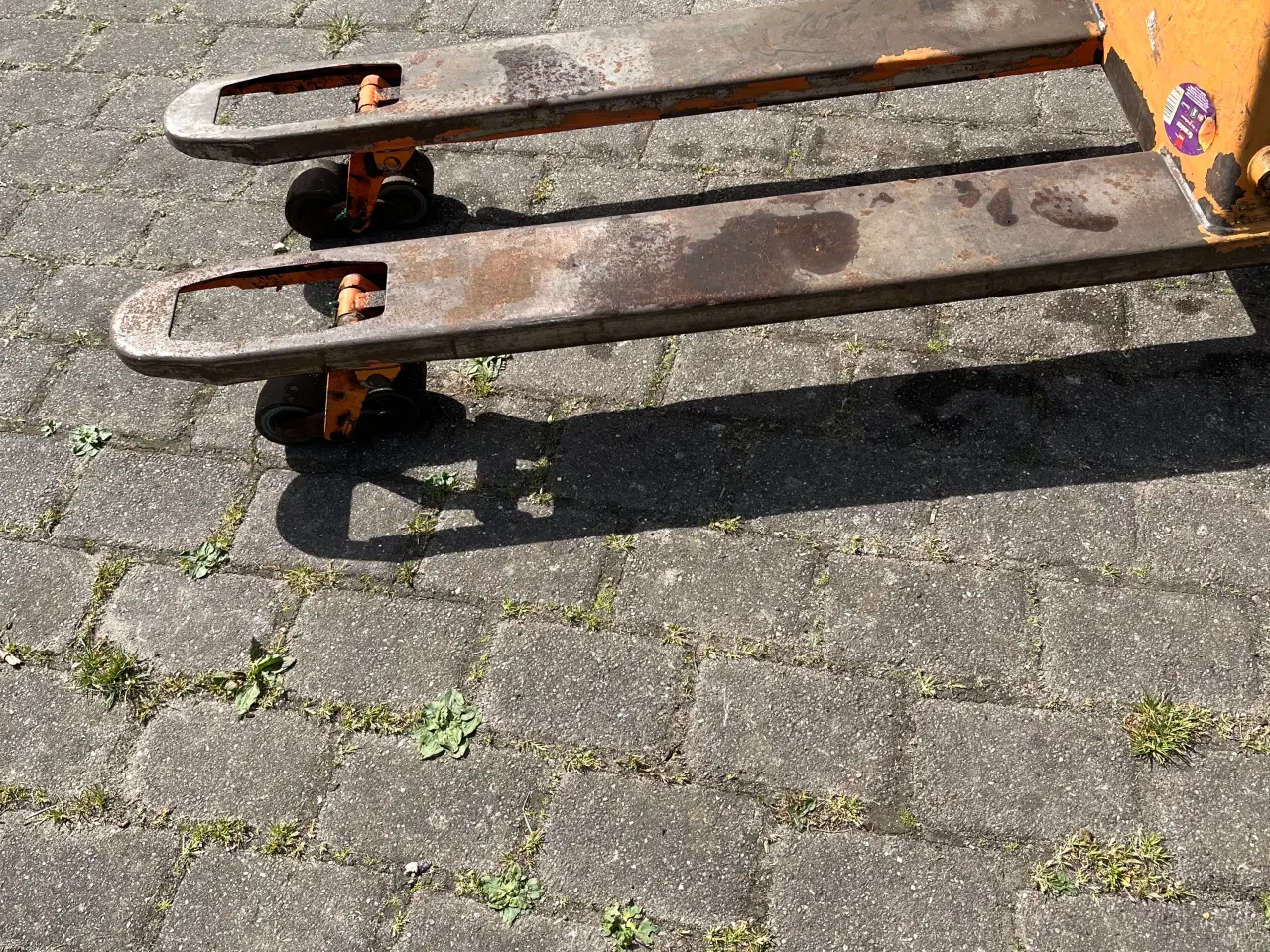 Billede 3 - Palle løfter